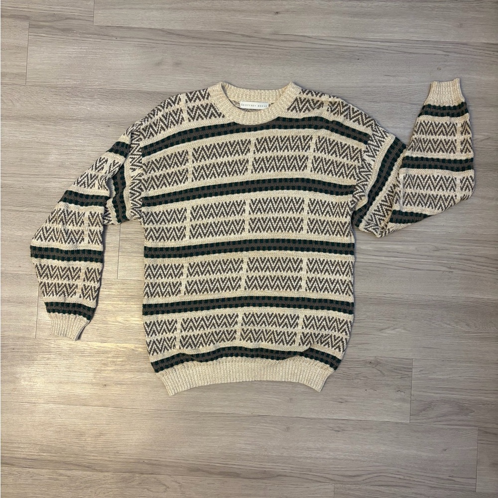 Geoffrey Beene Cream and Dark Green Striped Crewneck Sweater